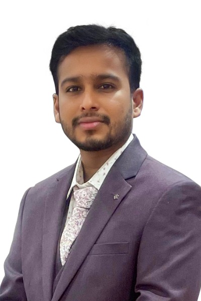 Dr  Vignesh A