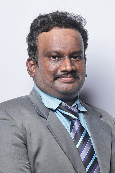 Dr  Muthukumar R