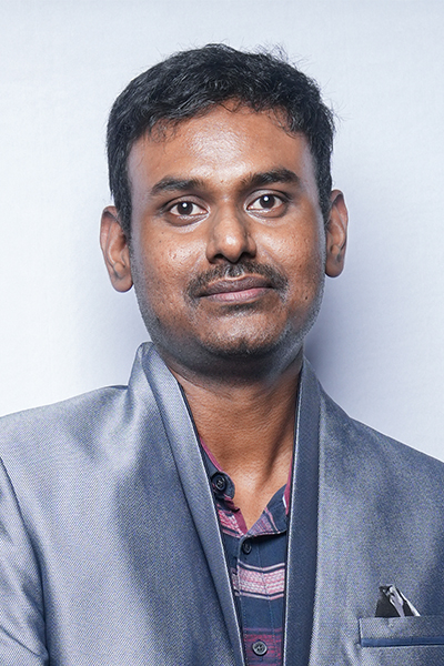  Dr Vinoth M
