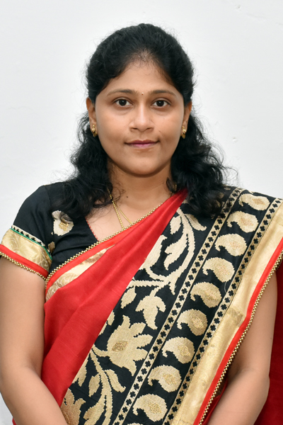 Dr Divya M