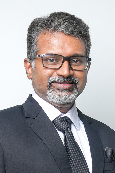 Dr Manikantan S