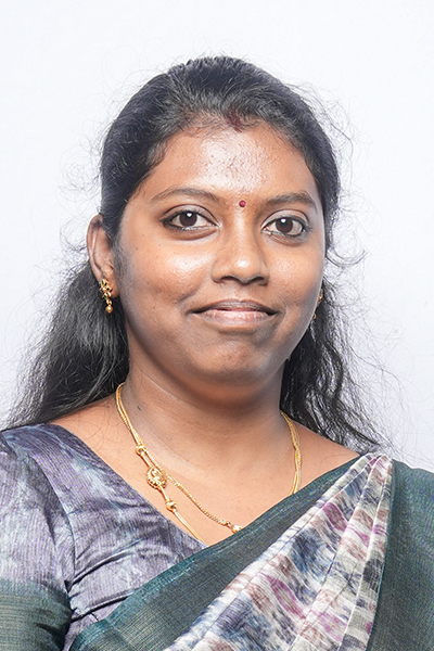 Dr Meeradevi K