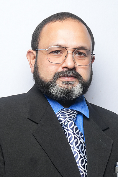 Dr Vivek V
